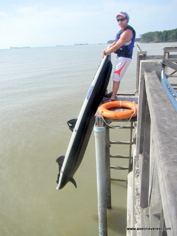 Launching the Divorce Machine from the jetty was a small challenge as the tide was so low. Lucky she is lightweight.